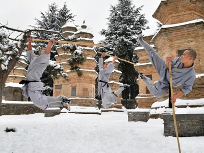 少林寺武僧雪中展絕技(jì)